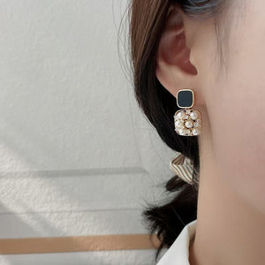 Retro Classic Palace Style Earrings • Geometric square With Pearls Jewerly
