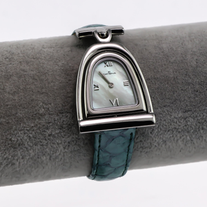 Catena - Swiss Watch - D592SVR1
 Swiss made Quartz Ronda 29 mm D592SVR1 30 meters (3 ATM / 100 feet)