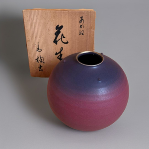 Tachikichi
 Vase
  Akane Vase w/Box